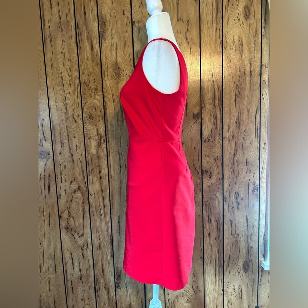 The limited red scalloped mini dress size 0 - Picture 4 of 10
